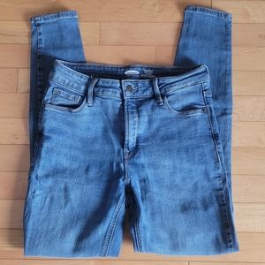 high-rise skinny jeans